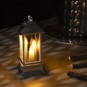 Фигура светодиодная "Фонарь цвет серебро с тремя свечами", 13х5.5х5.5 см,бат.3хLR44, Т/БЕЛЫЙ